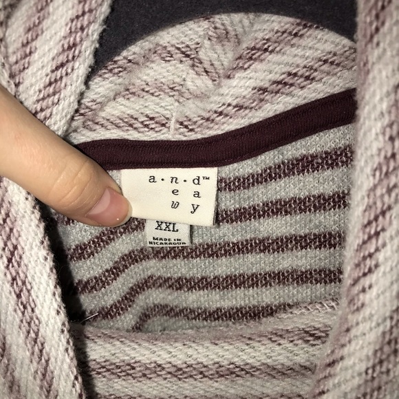 Turtle neck sweater - Picture 3 of 4